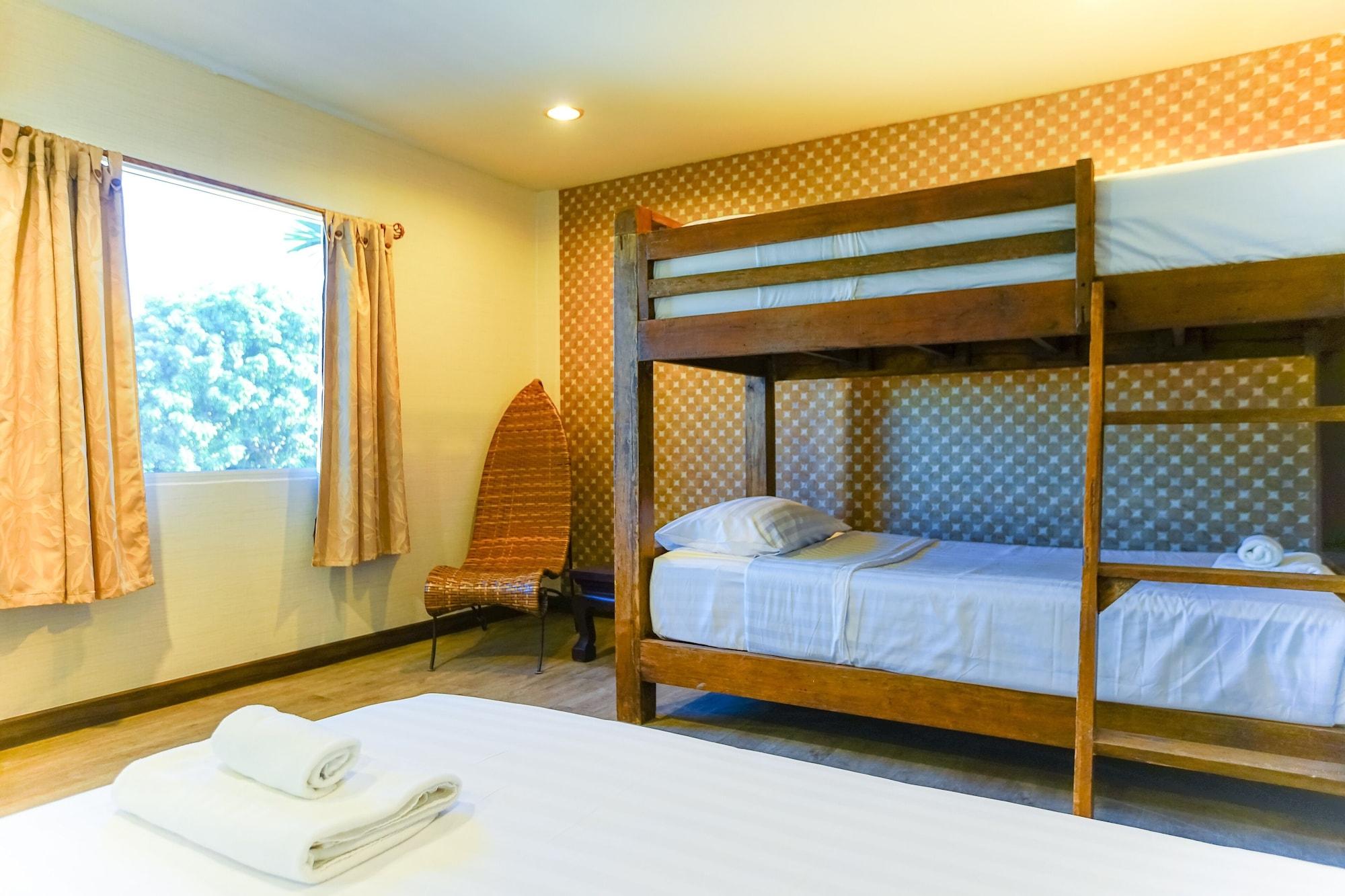 Parasol Inn Chiang Mai Old City Hotel Buitenkant foto