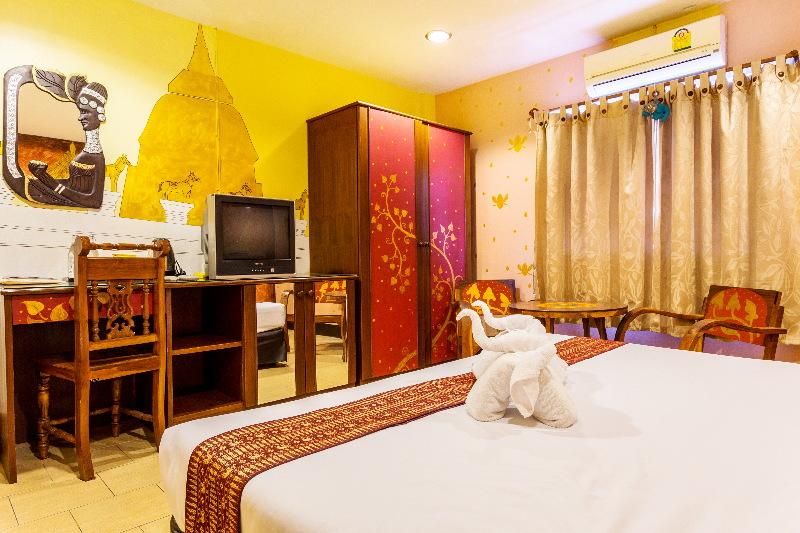 Parasol Inn Chiang Mai Old City Hotel Buitenkant foto